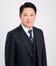 会長　谷川任宏